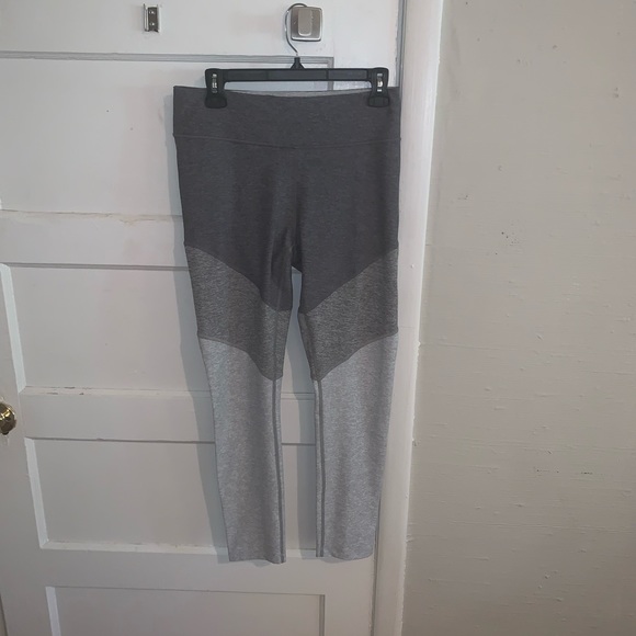 Outdoor Voices Springs 7/8 Legging Sz L - Picture 12 of 14